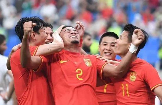 亚洲一线二线三线久久久
